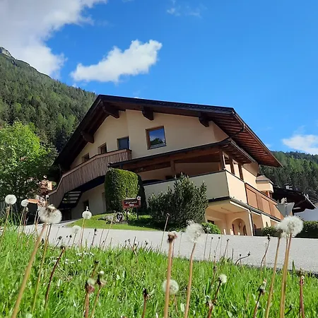 Peer Нойштифт-им-Штубайталь